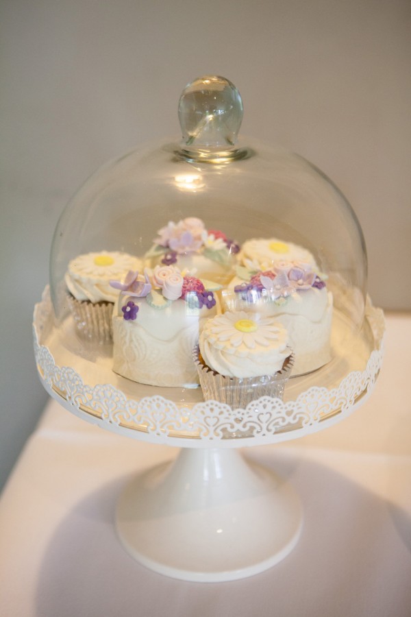 Naomi_James_Classic-English-Wedding_015